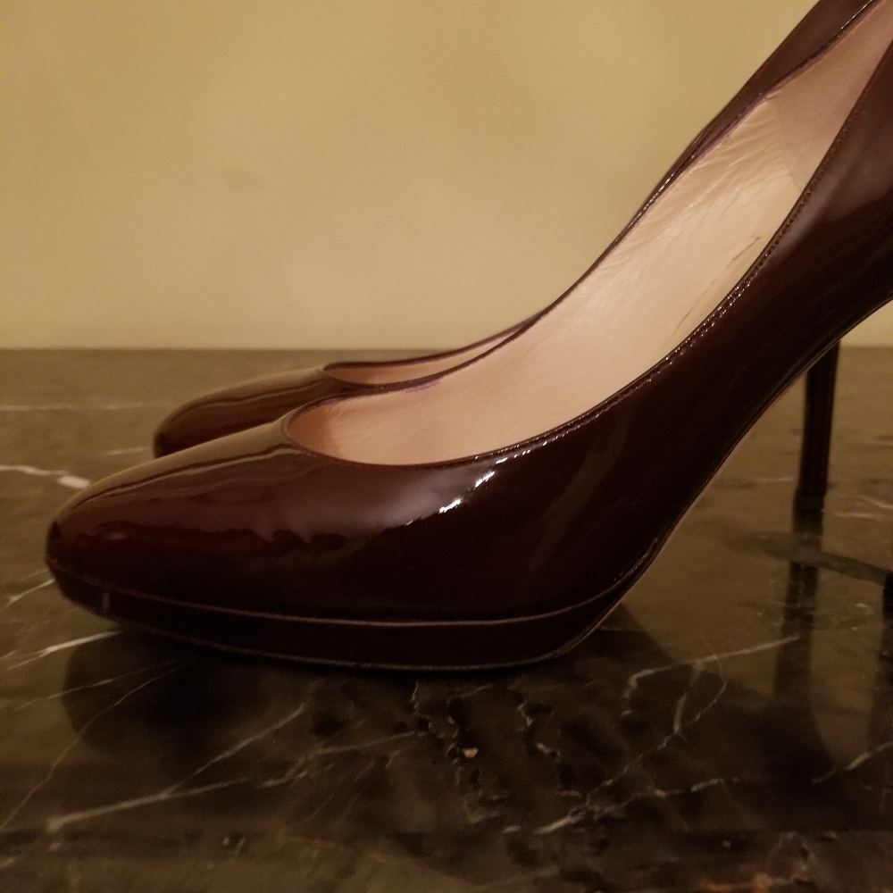 Jimmy Choo Authentic - Picture 11 of 12